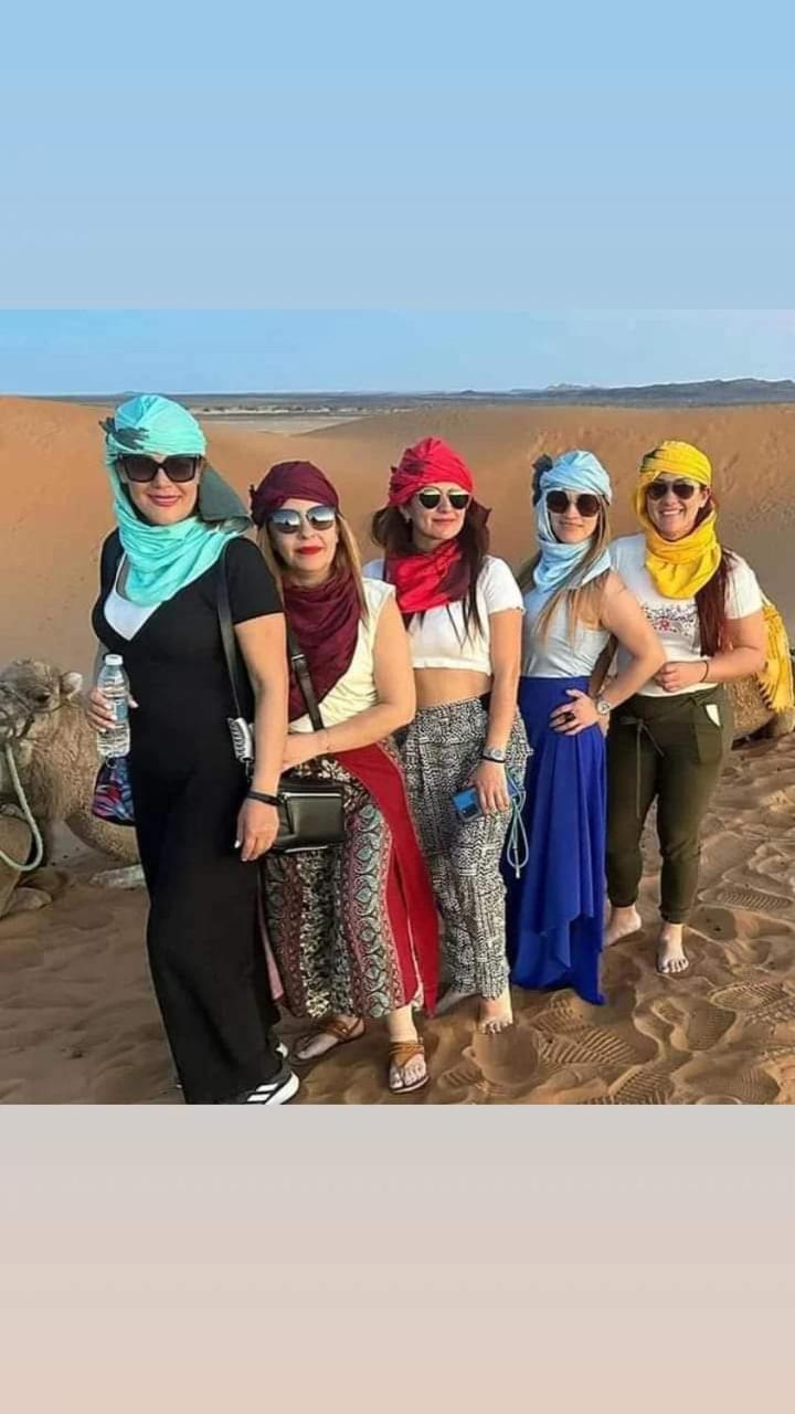 Bivouac Camel Trips Hotel Merzouga Buitenkant foto