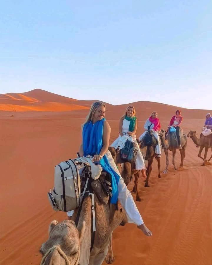Bivouac Camel Trips Hotel Merzouga Buitenkant foto