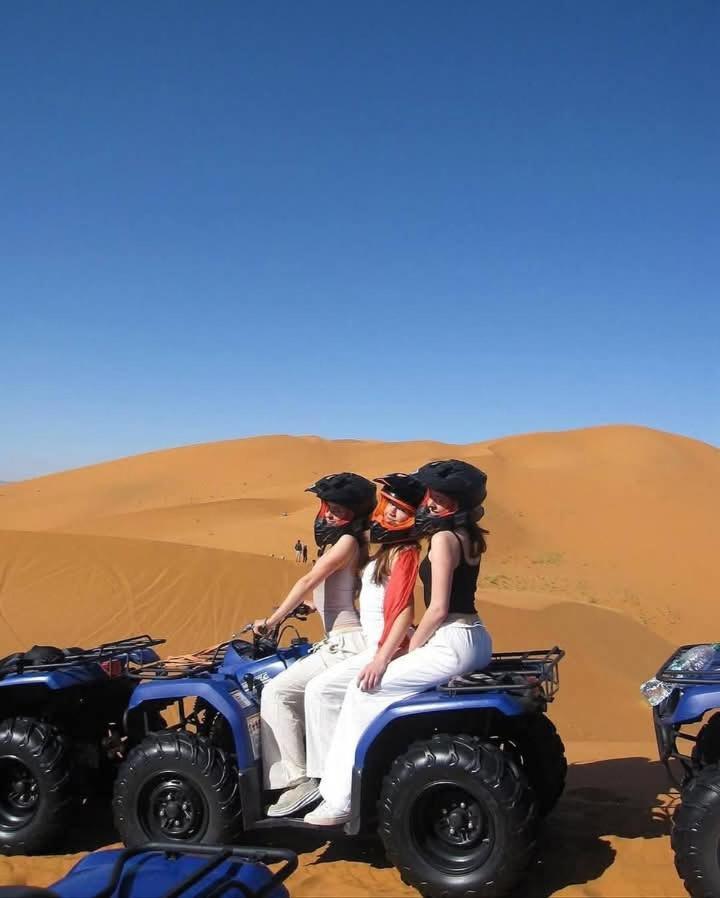 Bivouac Camel Trips Hotel Merzouga Buitenkant foto